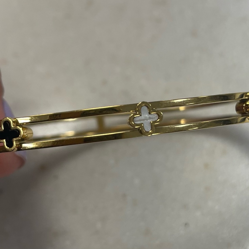 Gold Clover Accent Double-Band Bangle Bracelet - Picture 5 of 5